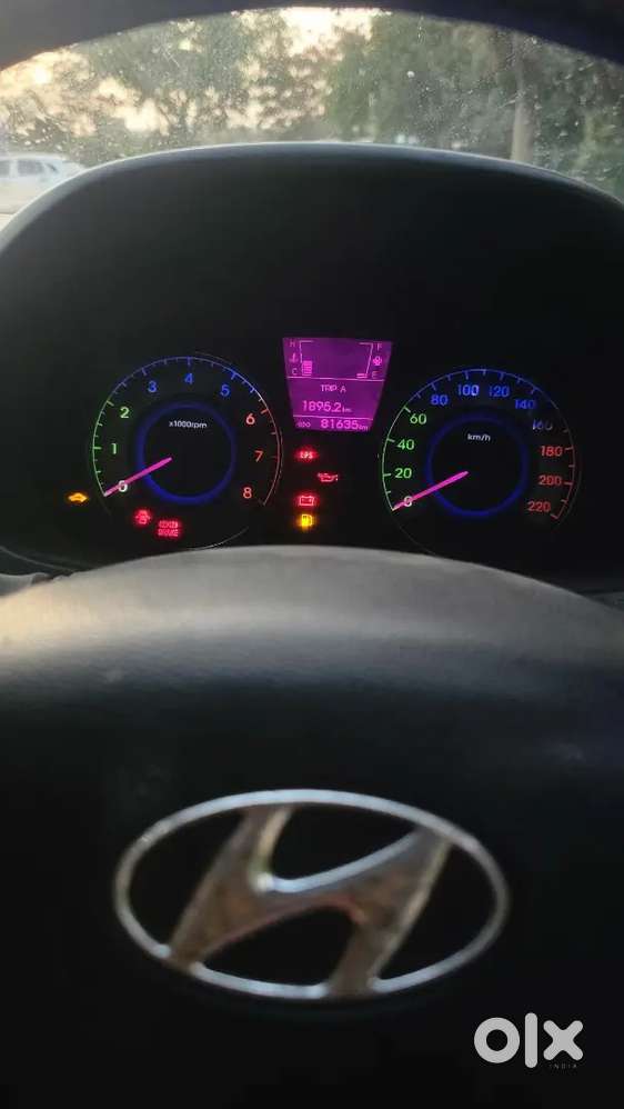 Hyundai Fluidic Verna 1.6 Sx 2013 Pet Cng On Ppr Mint Condition