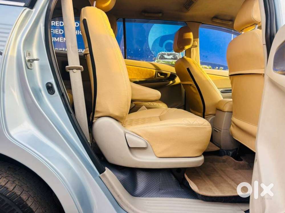 Toyota Innova 2.5 G (diesel) 7 Seater, 2011, Diesel