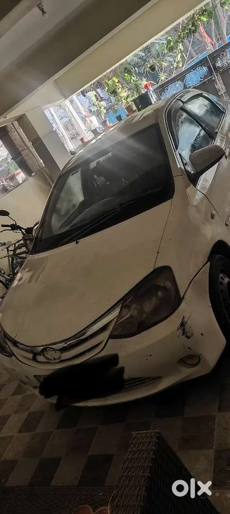 Toyota Etios 2013 Petrol 145000 Km Driven