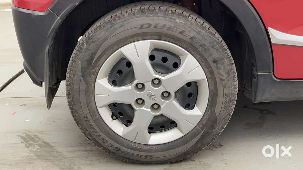 Mahindra Xuv300 W6, 2022, Petrol