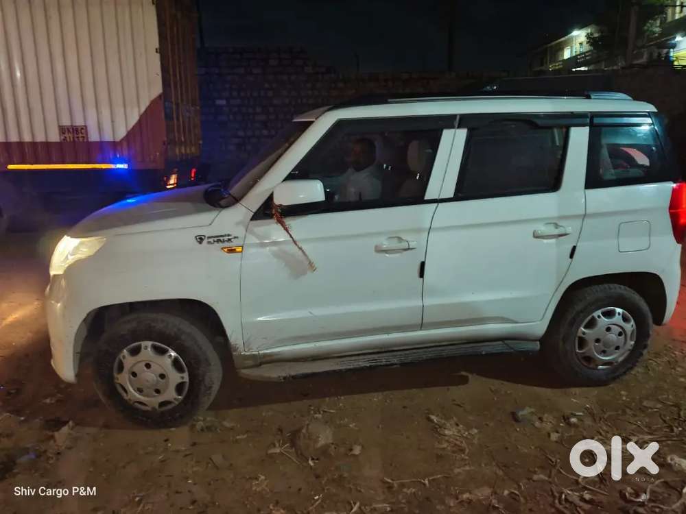 Mahindra Tuv 300 2017