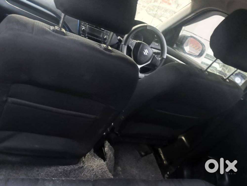 Maruti Suzuki Swift Vxi Optional, 2016, Petrol