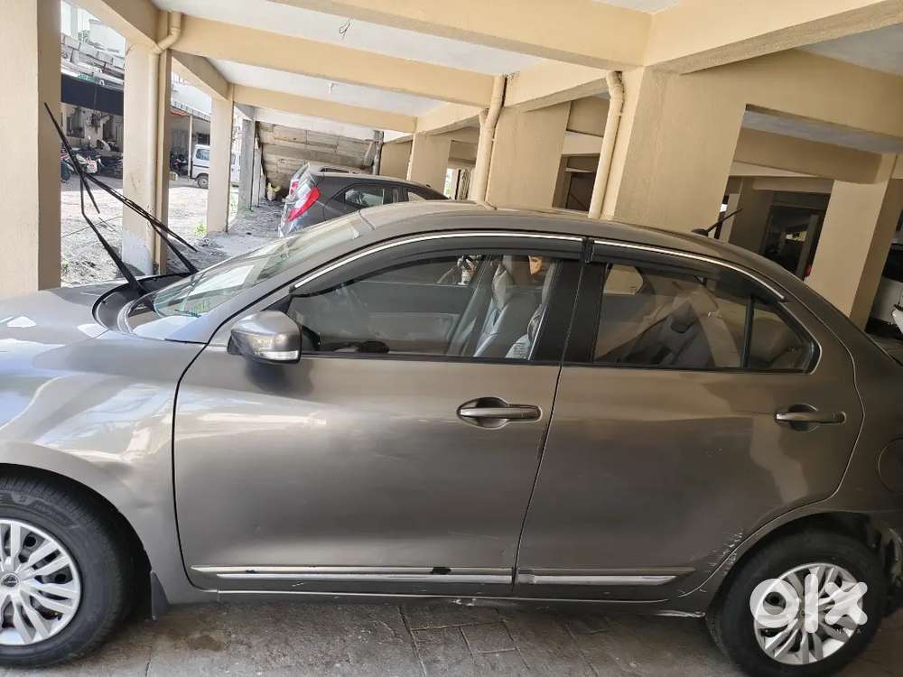 Maruti Suzuki Dzire Vdi 2017 Year. New Tyre New Battery  Zero Death In