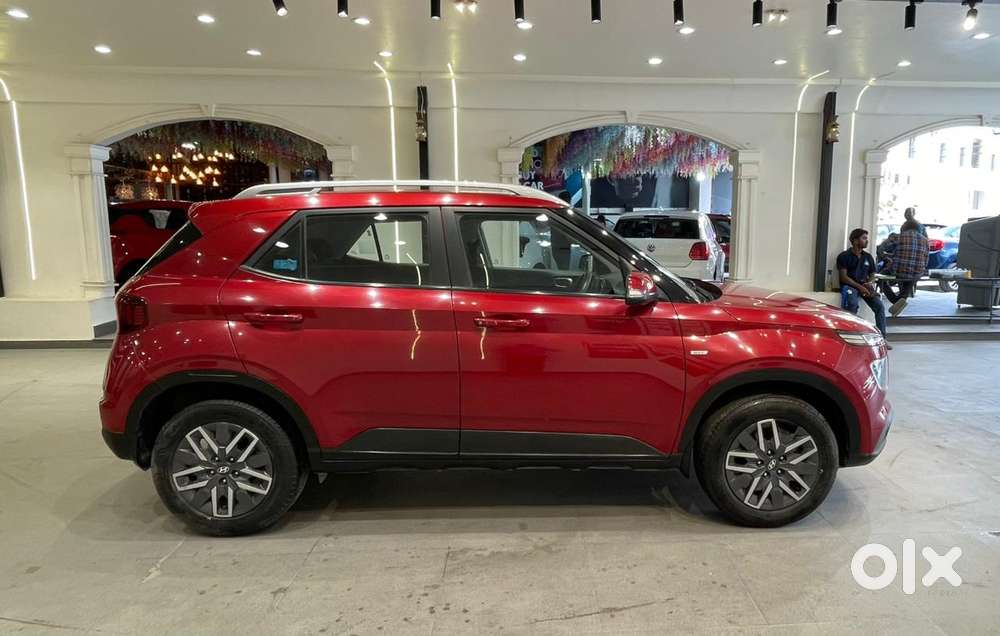 Hyundai Venue S Turbo, 2021, Petrol