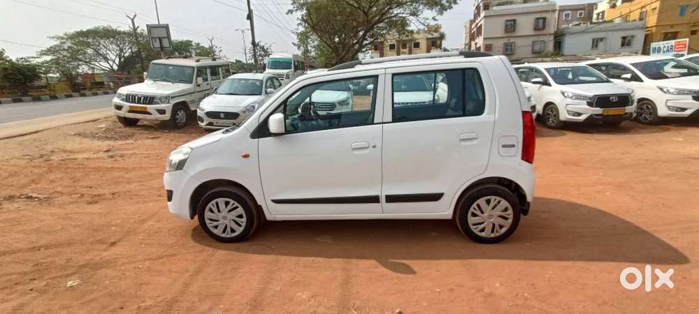 Maruti Suzuki Wagon R Vxi Optional, 2015, Petrol