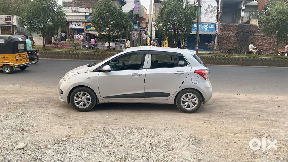 Hyundai Grand I10 2017 Year