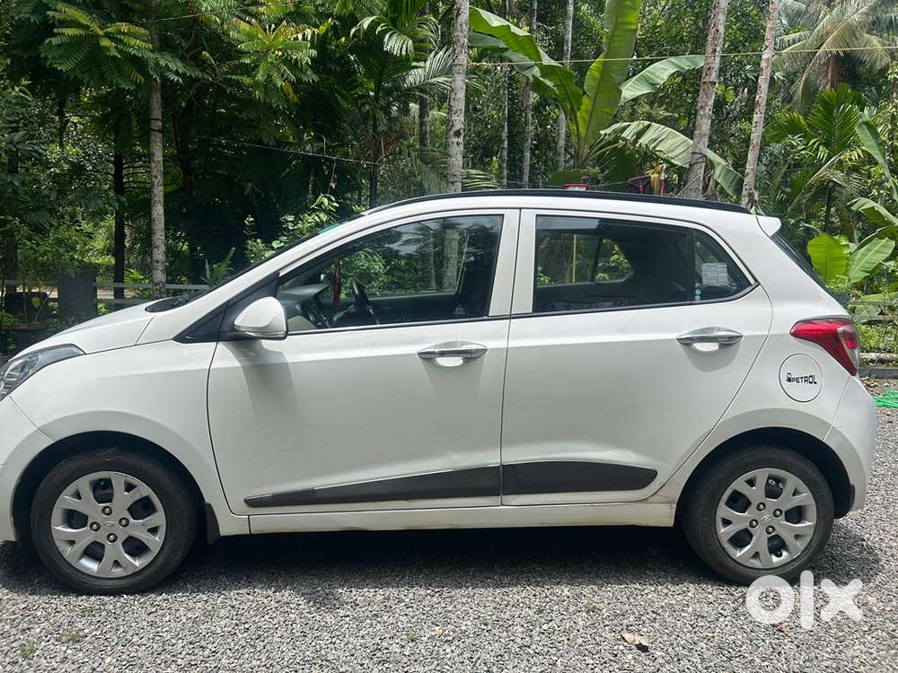 Hyundai Grand I10 Sportz Petrol 2014