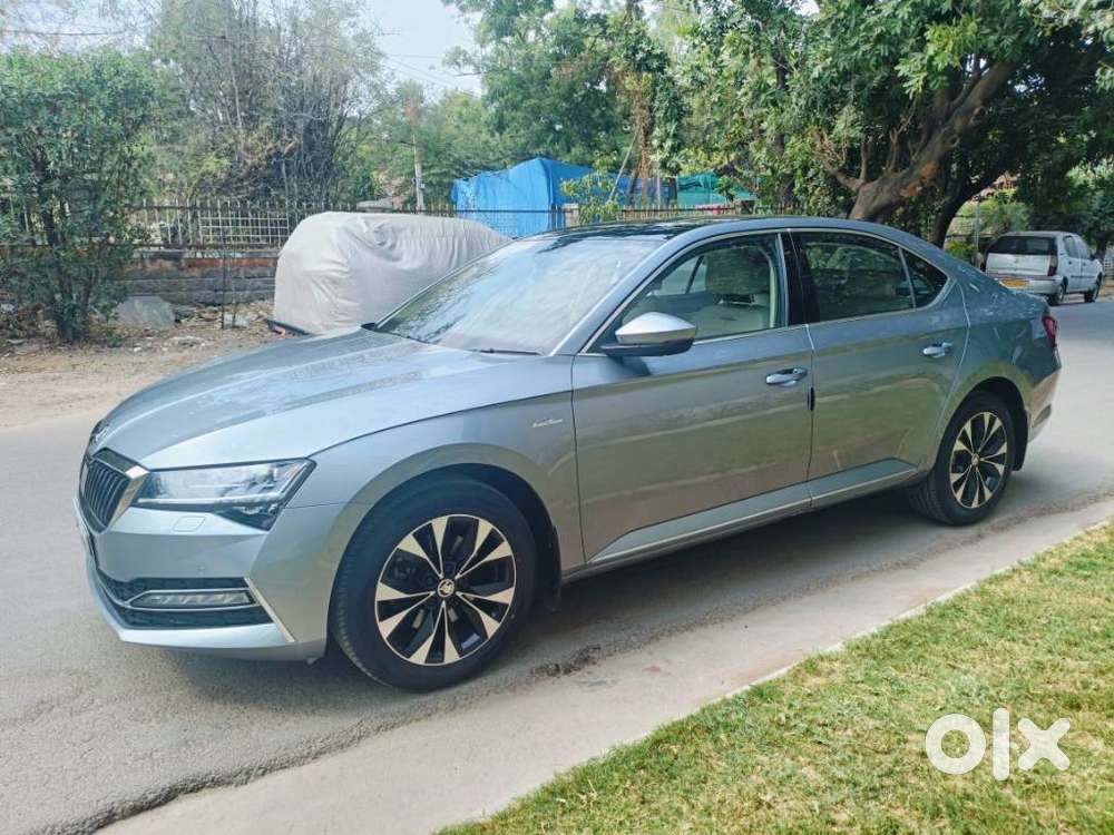 Skoda Superb 2.0 L&k Tsi At, 2021, Petrol