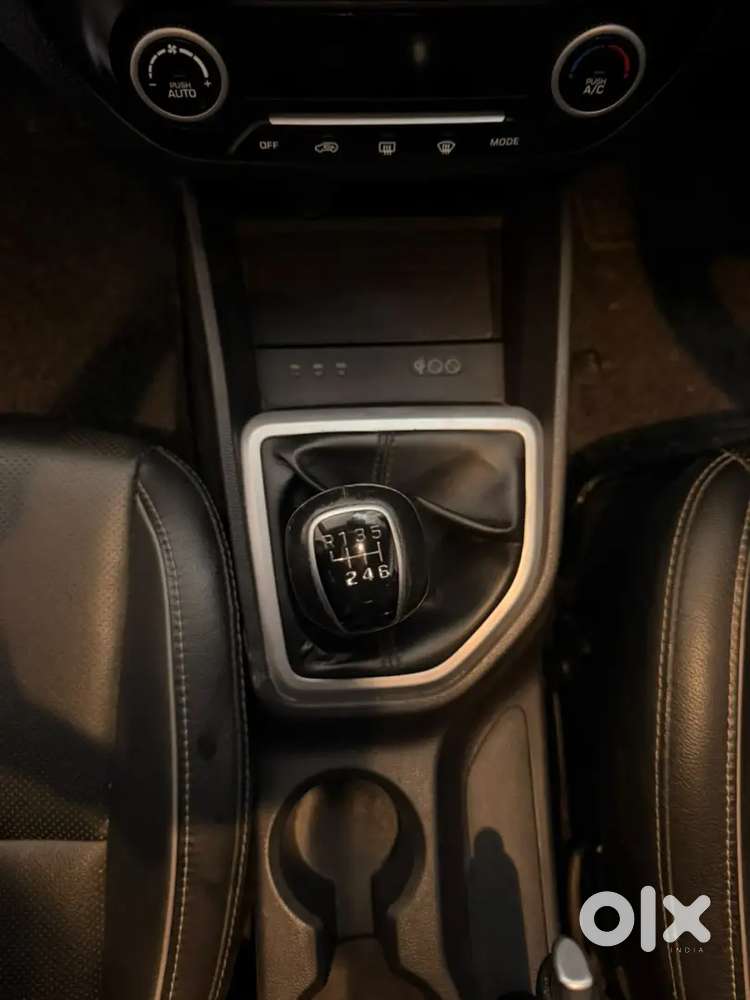 Hyundai Creta Sx(o) | Sunroof | Only 38k Km | Excellent Condition