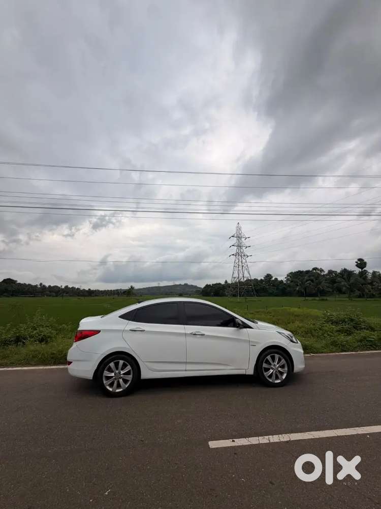 Hyundai Verna 2012 Diesel 162000 Km Driven