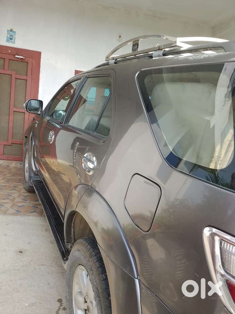Toyota Fortuner Diesel 2010 Year
