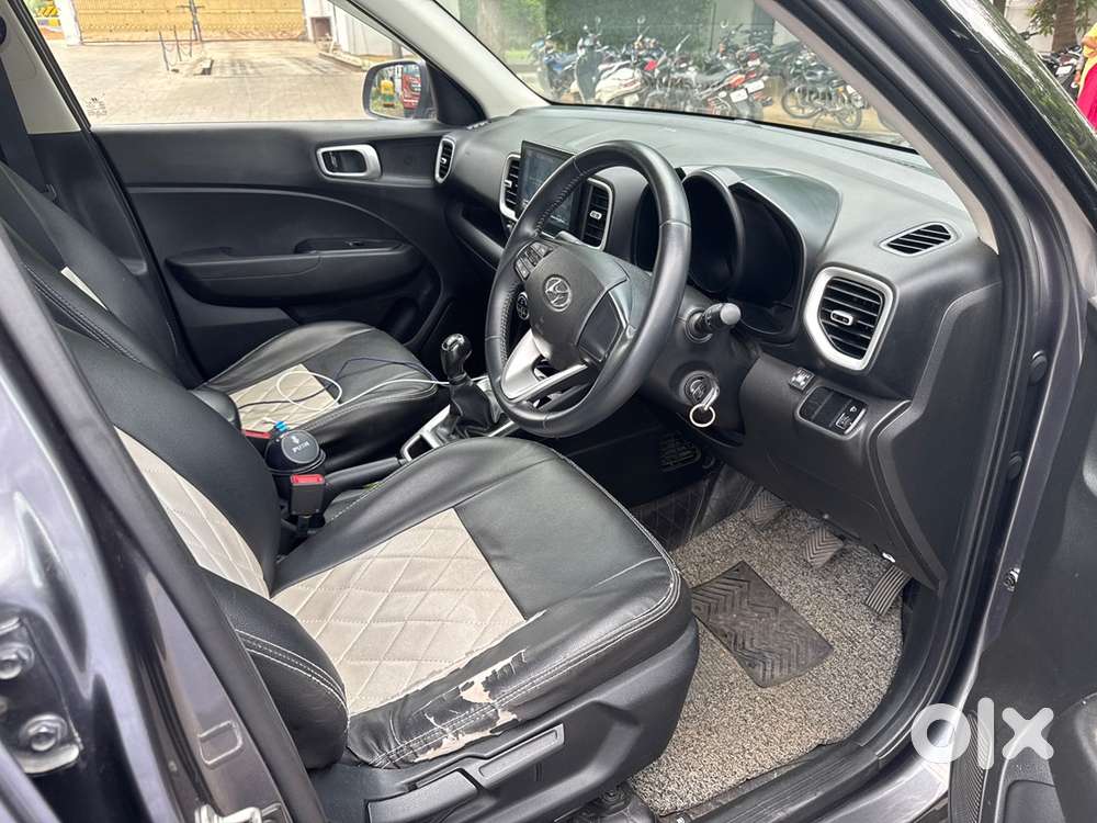 Hyundai Venue Mt 2021