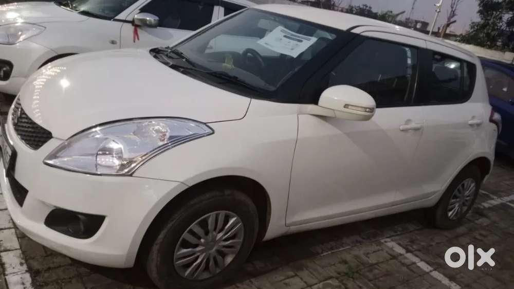 Maruti Suzuki Swift Vxi, 2013, Petrol