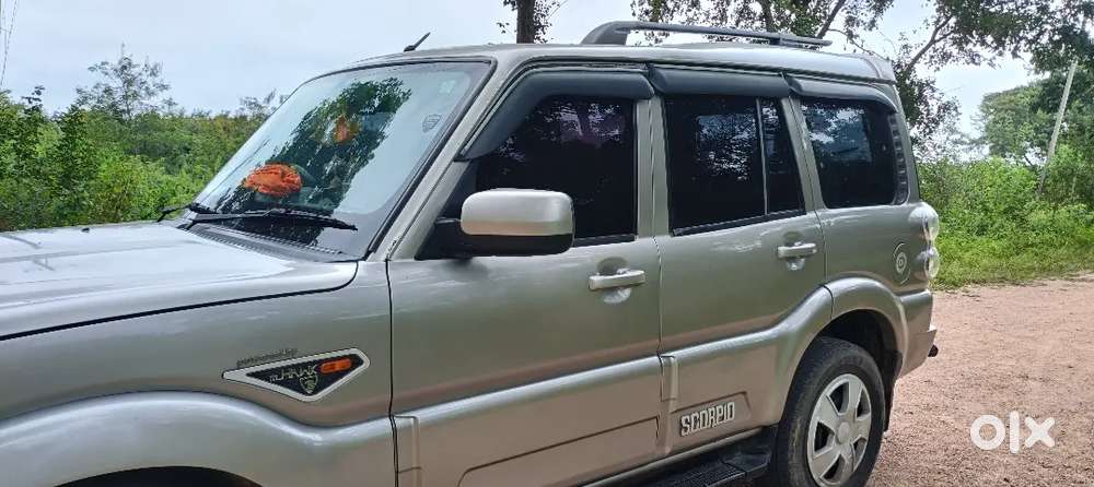 Mahindra Scorpio S6+ Top Model