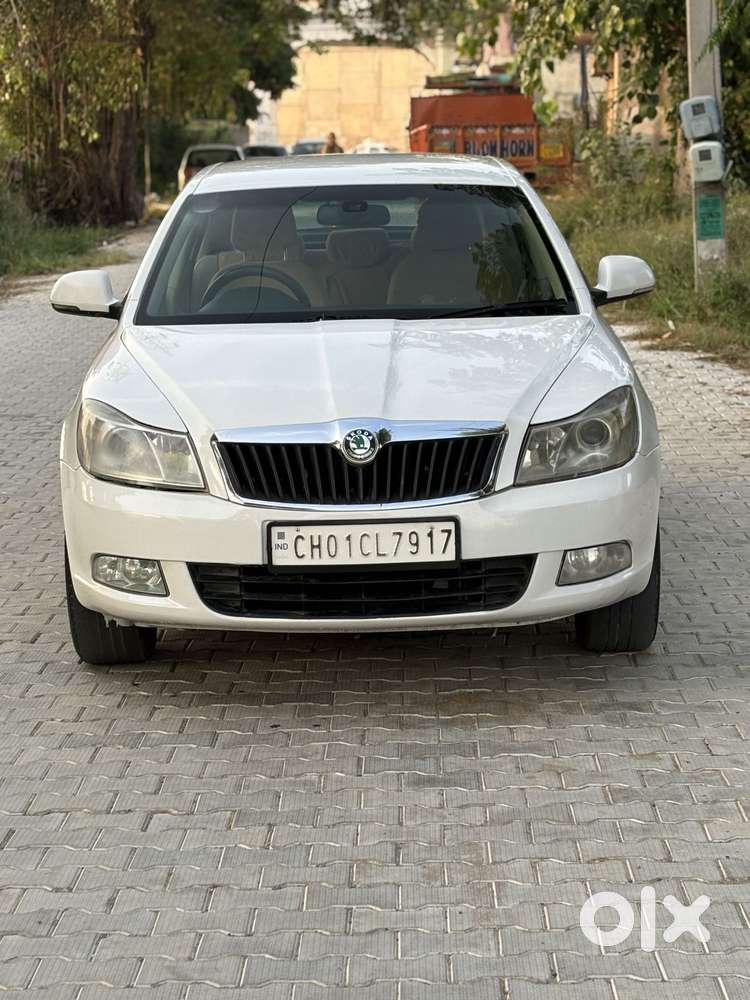 Skoda Laura 2.0 Ambition Tdi Cr At, 2012, Diesel