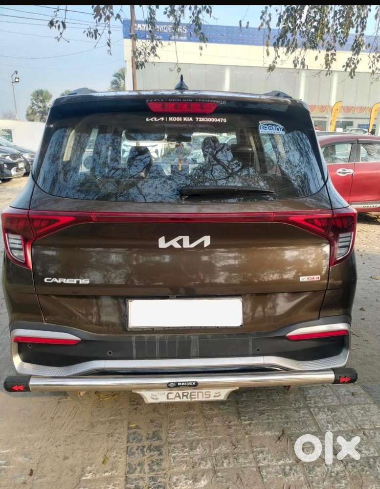 Kia Carens - Well Maintained Family Luxury Car - Very Less Driven