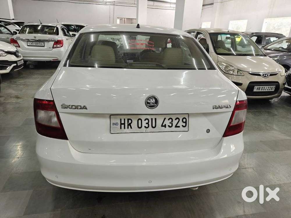 Skoda Rapid, 2015, Petrol