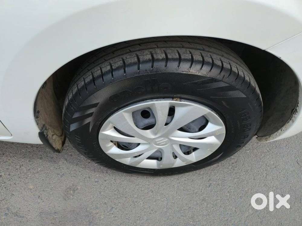 Maruti Suzuki Swift Vxi + Manual, 2021, Petrol