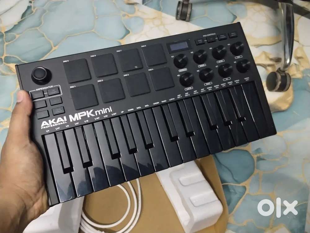 AKAI MPK MINI