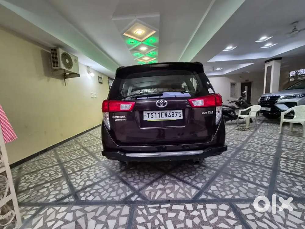 Toyota Innova Crysta 2018