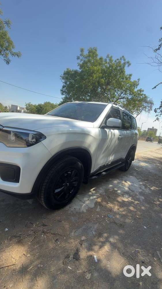 Mahindra Diesel Car 2023/11