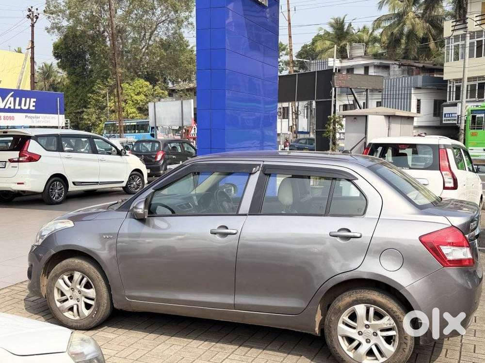 Maruti Suzuki Dzire 1.2 Zxi, 2013, Petrol