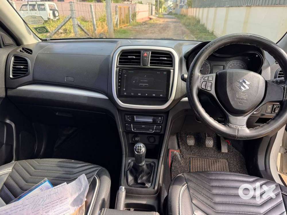 Maruti Suzuki Brezza 1.5 Vxi At Smart Hybrid, 2021, Petrol