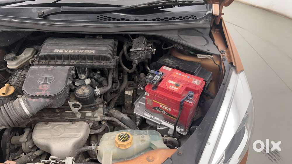 Tata Tiago Xza, 2017, Petrol