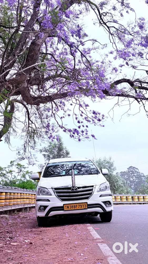 Toyota Innova Diesel 2011 4th