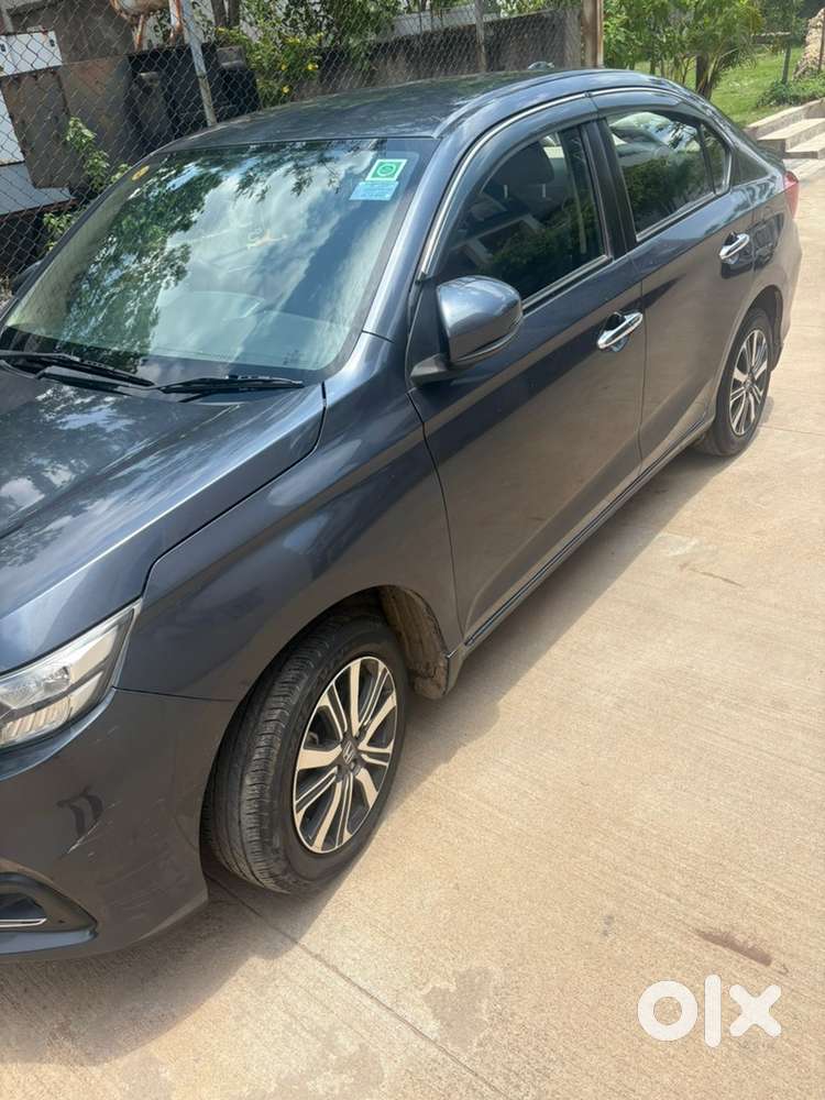 Perfect Conditionurgent Saledecember 2023 Model Amaze Automatic Petrol
