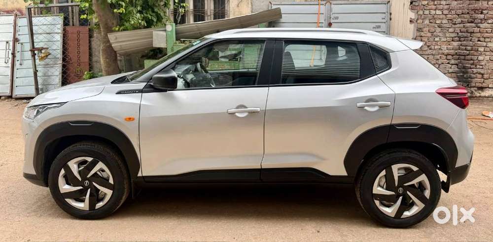 Nissan Magnite, 2024, Petrol