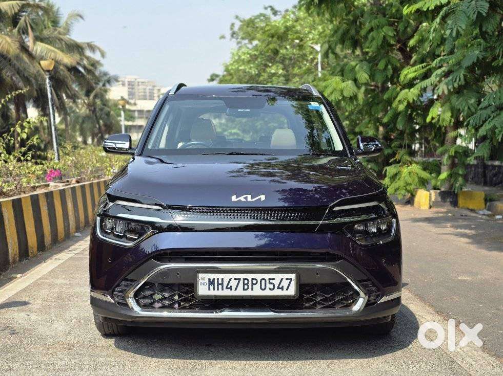 Kia Carens Luxury (o)1.5 Turbo Petrol Dct 7 Str, 2023, Petrol