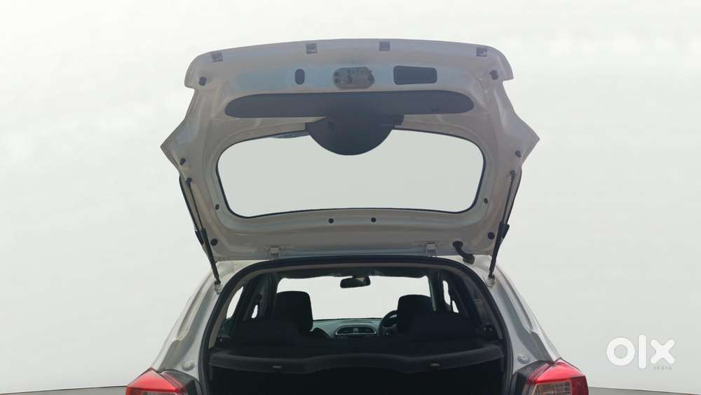 Tata Tiago 1.2 Revotron Xza, 2019, Petrol