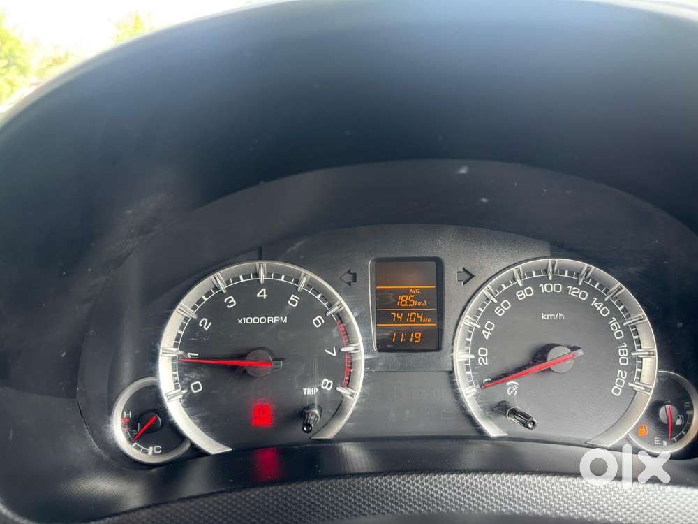 Maruti Suzuki Swift Vxi, 2016, Petrol