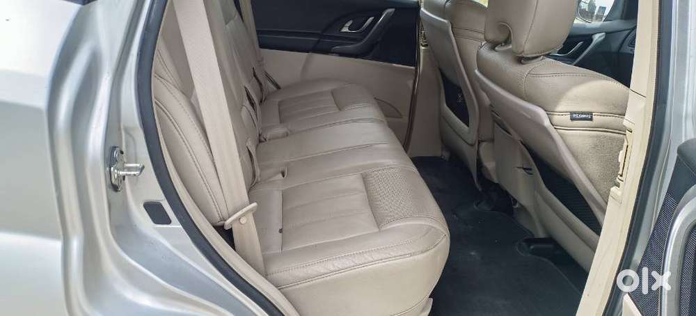 Mahindra Xuv500 W10 Awd, 2016, Diesel