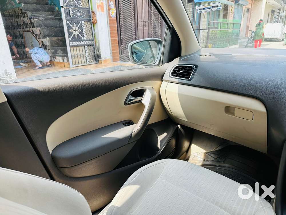 Volkswagen Vento Petrol 2011