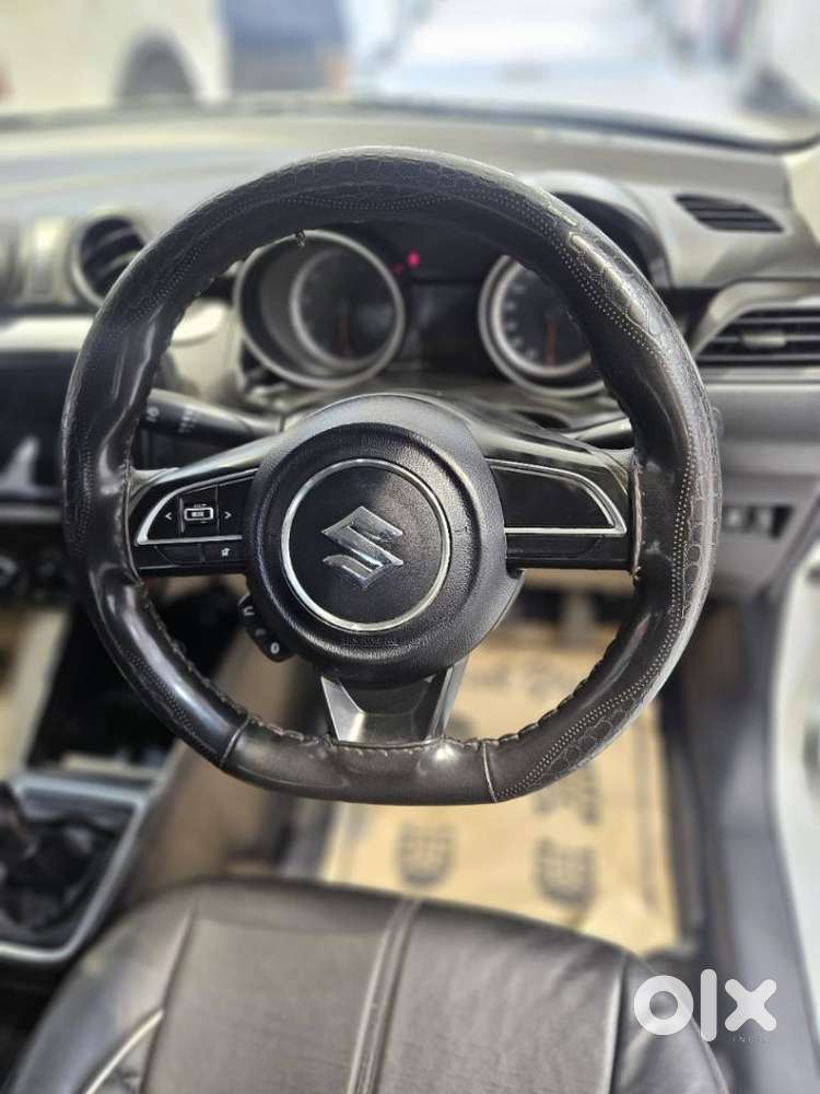 Maruti Suzuki Swift Vxi + Manual, 2023, Petrol