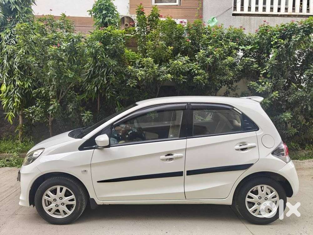 Honda Brio Vx O At, 2013, Petrol