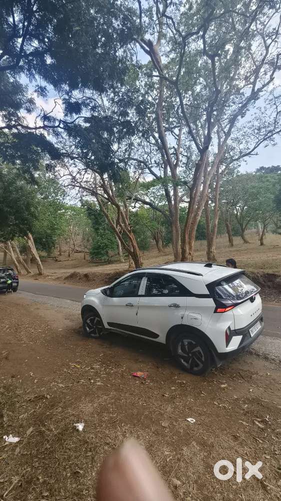 Tata Nexon Smart Plus S Turbo Icng 2025