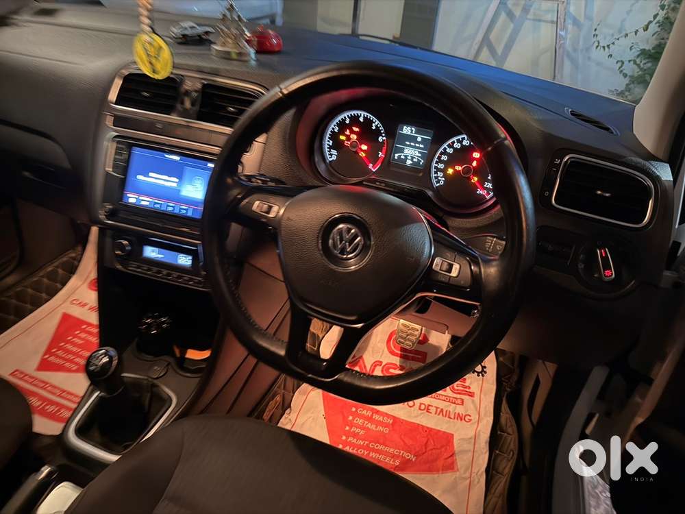 Volkswagen Polo 1.0 Tsi Highline 6 Mt Petrol 2021