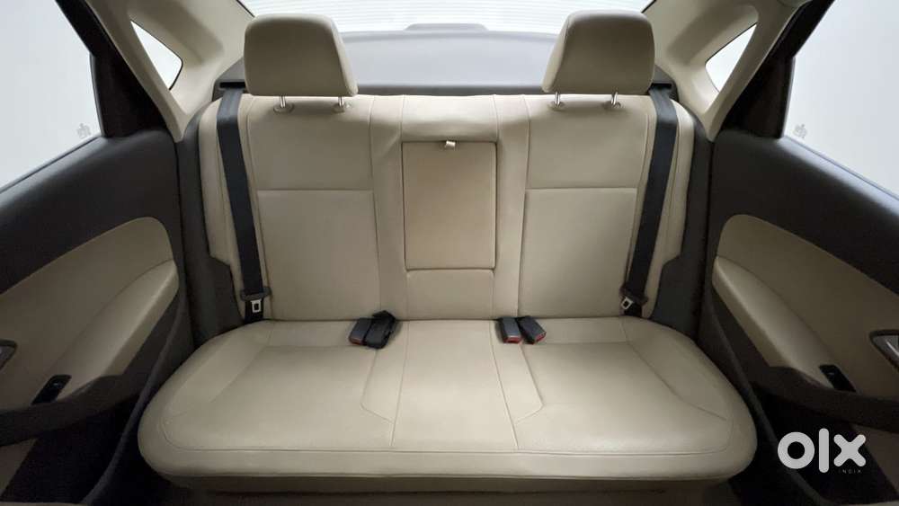 Volkswagen Vento 2013-2015 1.2 Tsi Highline At, 2016, Petrol