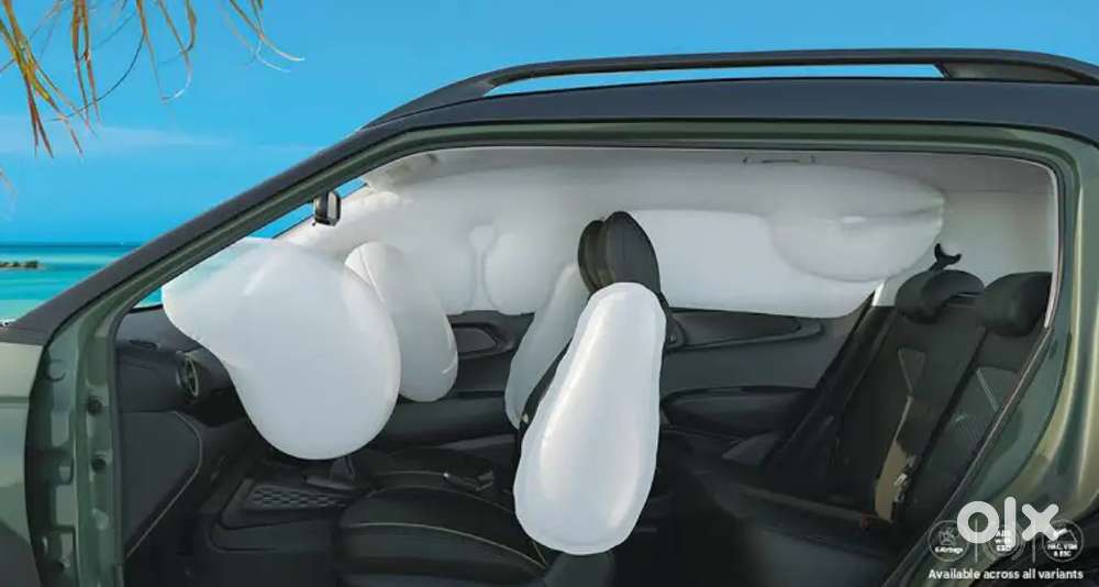 Sunroof Hyundai Exter 2025 Petrol 4000 Km Driven With Annual Toll Pass