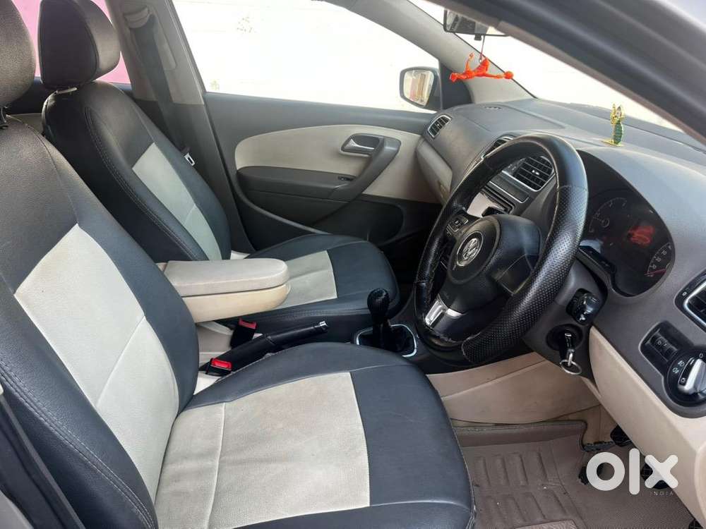 Volkswagen Vento 2013 Diesel ,new Tyres,sudden Pickup,soond System