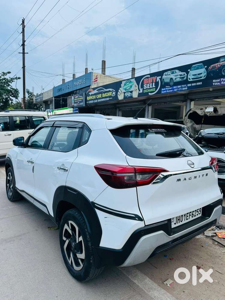 Nissan Magnite Kuro Edition 1.0 Turbo Petrol Mt, 2021, Petrol