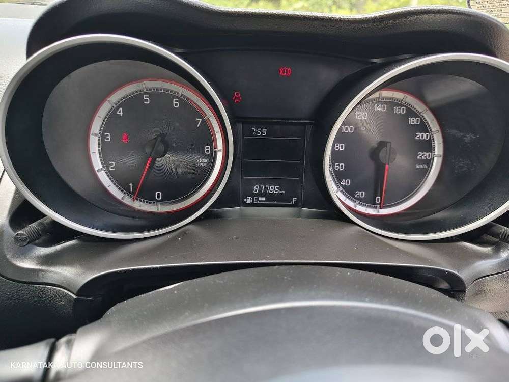 Maruti Suzuki Swift Vvt Vxi, 2020, Petrol