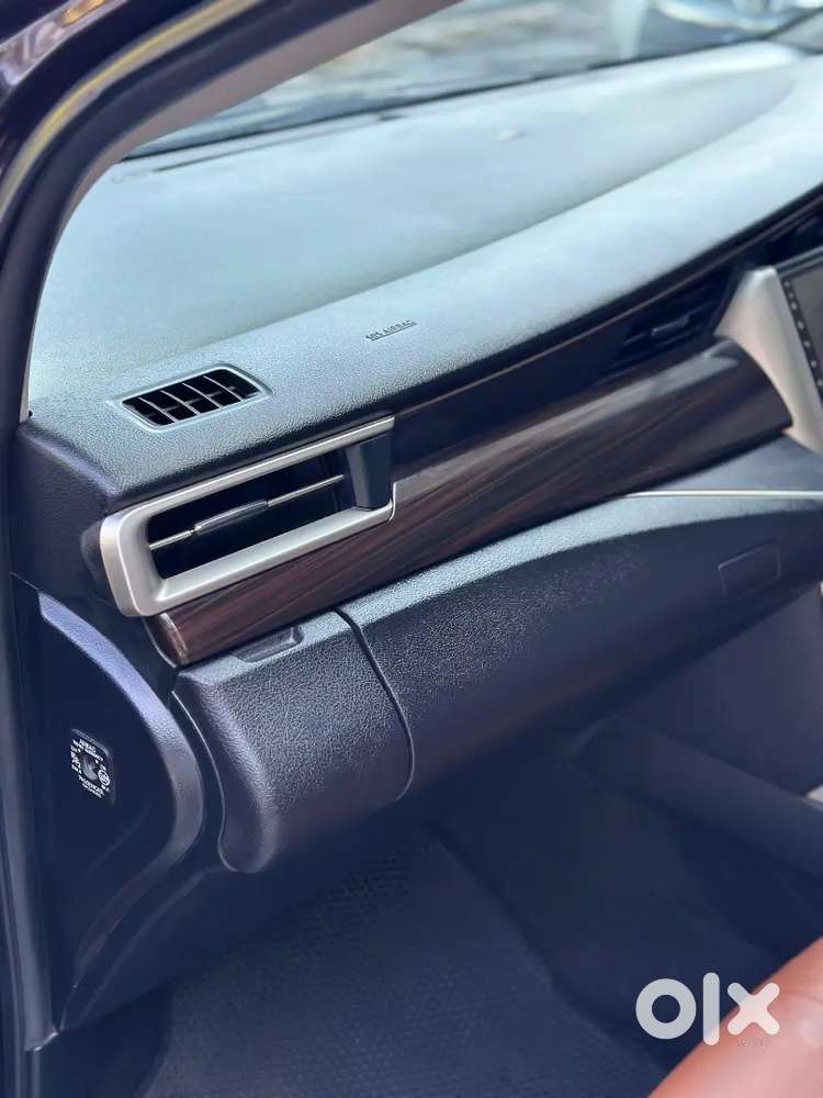 Innova Crysta 2.8 Z Automatic With Service Record In Brand New Conditi