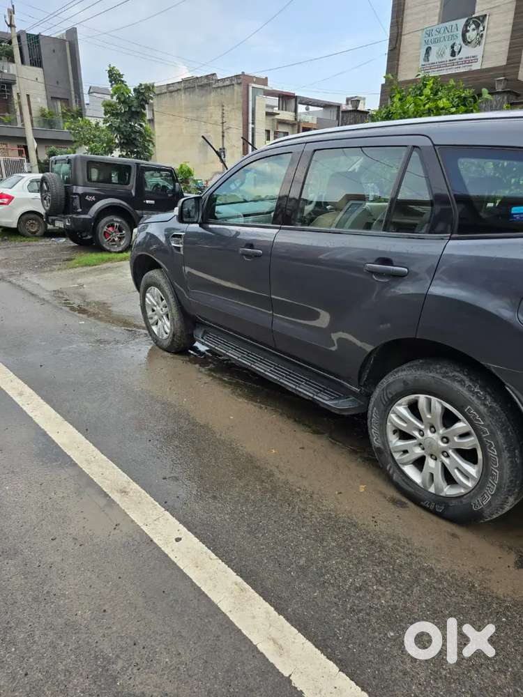 Ford Endeavour 2017 Diesel 145000 Km Driven