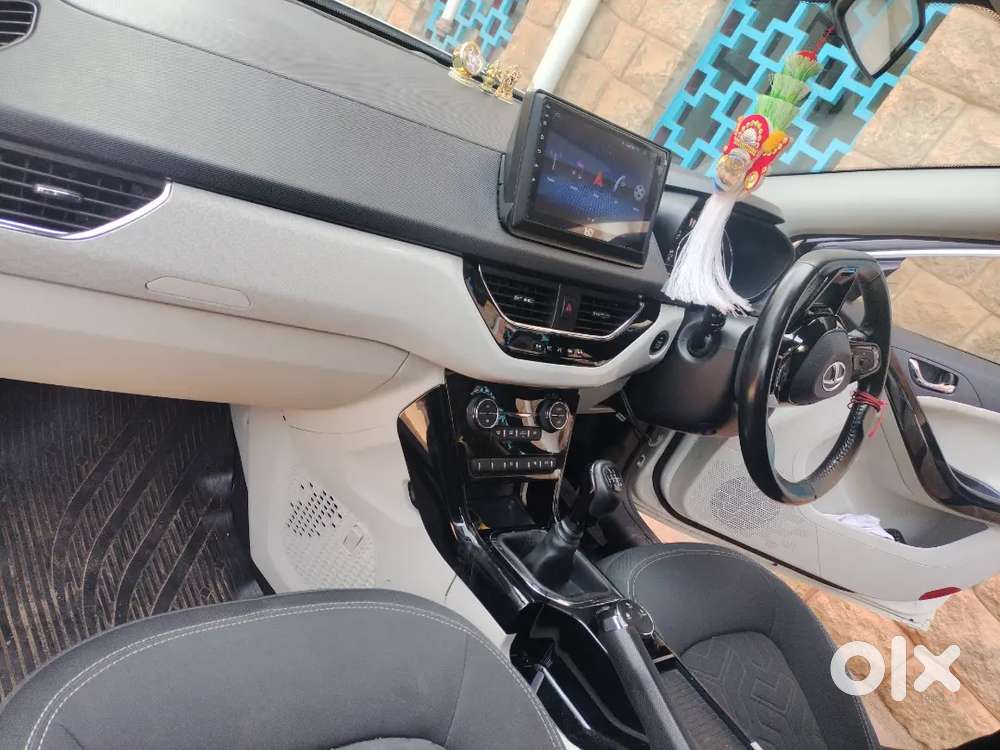 Tata Nexon 2023 Petrol