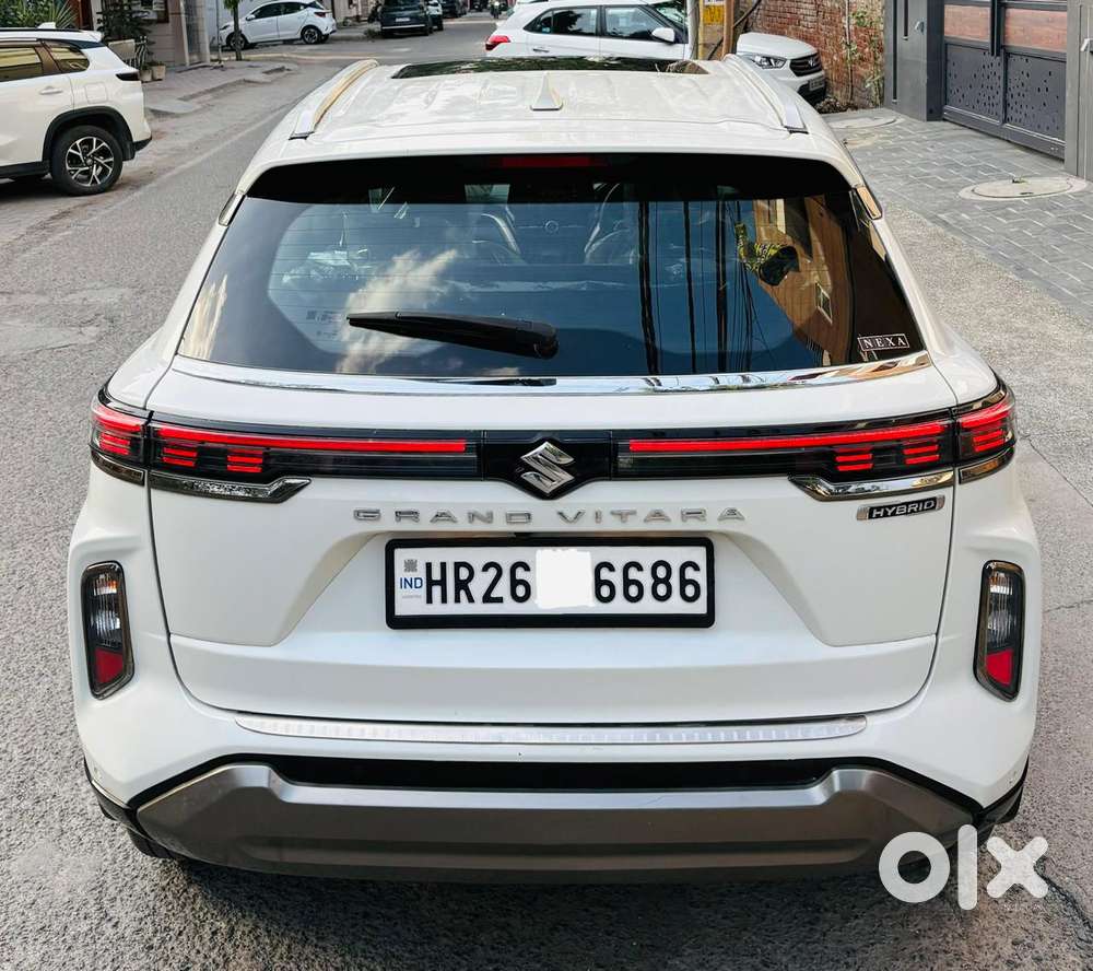 Maruti Suzuki Grand Vitara 1.5 Zeta Plus Intelligent Hybrid Ecvt, 20..