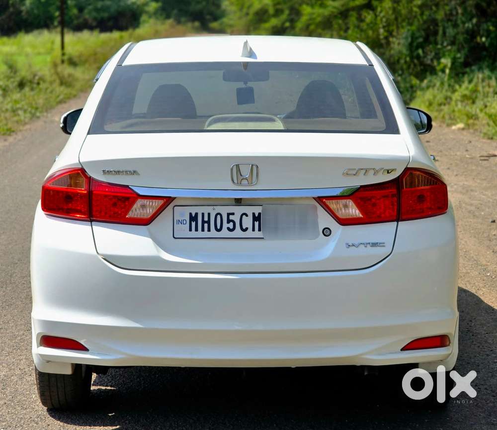 Honda City V Mt Sunroof, 2016, Petrol